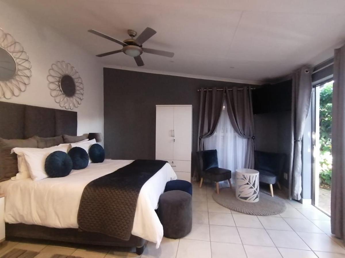 Roxy'S Rest Guest House Vanderbijlpark Kültér fotó